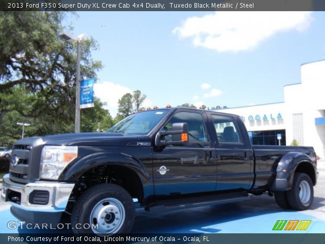 2013 Ford F350 Super Duty XL Crew Cab 4x4 Dually in Tuxedo Black Metallic