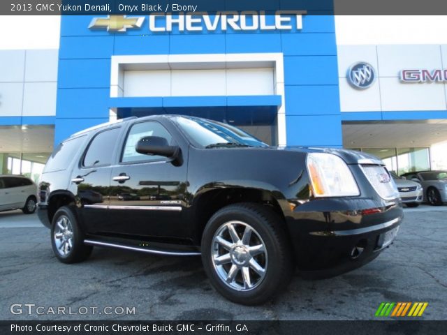 2013 GMC Yukon Denali in Onyx Black