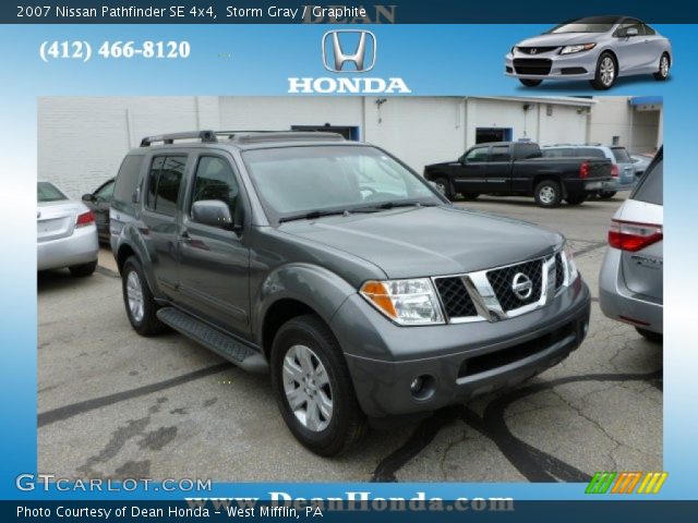 2007 Nissan Pathfinder SE 4x4 in Storm Gray
