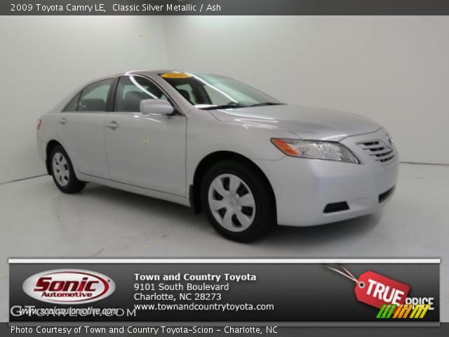 2009 Toyota Camry LE in Classic Silver Metallic