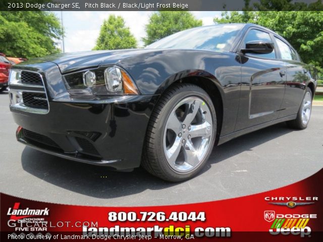 2013 Dodge Charger SE in Pitch Black