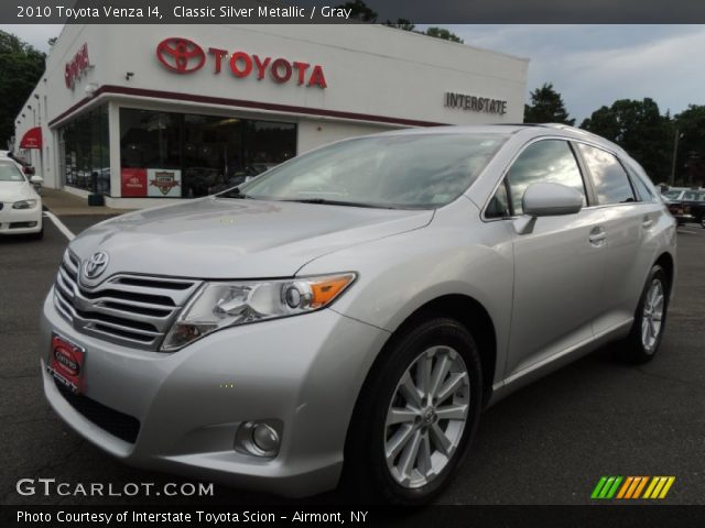 2010 Toyota Venza I4 in Classic Silver Metallic