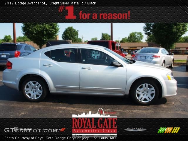 2012 Dodge Avenger SE in Bright Silver Metallic