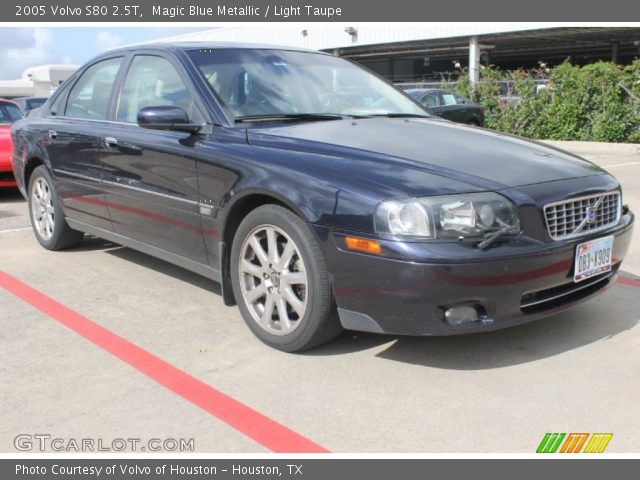 2005 Volvo S80 2.5T in Magic Blue Metallic