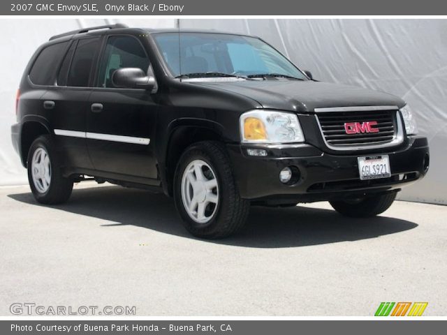 2007 GMC Envoy SLE in Onyx Black