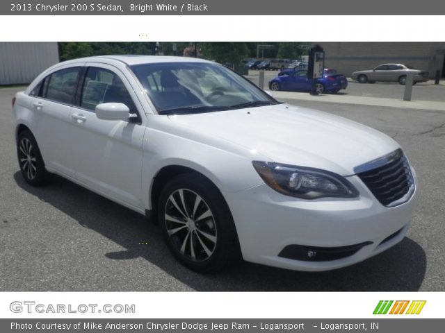 2013 Chrysler 200 S Sedan in Bright White