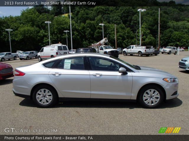 2013 Ford Fusion S in Ingot Silver Metallic