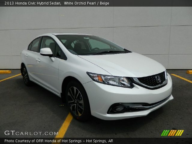 2013 Honda Civic Hybrid Sedan in White Orchid Pearl