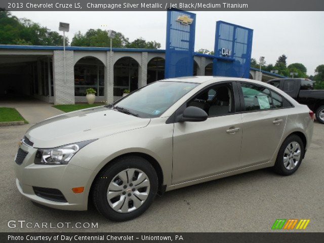 2013 Chevrolet Cruze LS in Champagne Silver Metallic