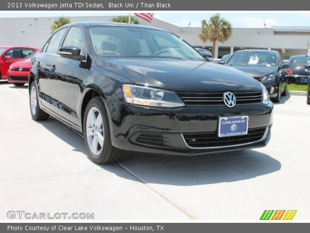 2013 Volkswagen Jetta TDI Sedan in Black Uni