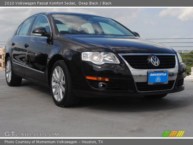 2010 Volkswagen Passat Komfort Sedan in Deep Black