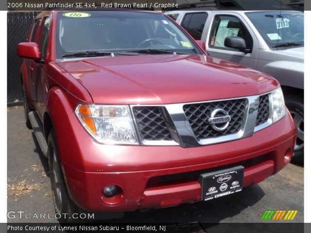 2006 Nissan Pathfinder SE 4x4 in Red Brawn Pearl