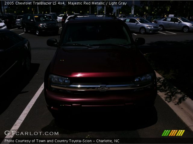 2005 Chevrolet TrailBlazer LS 4x4 in Majestic Red Metallic