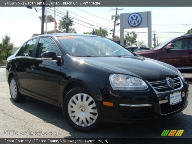 2009 Volkswagen Jetta S Sedan in Black Uni