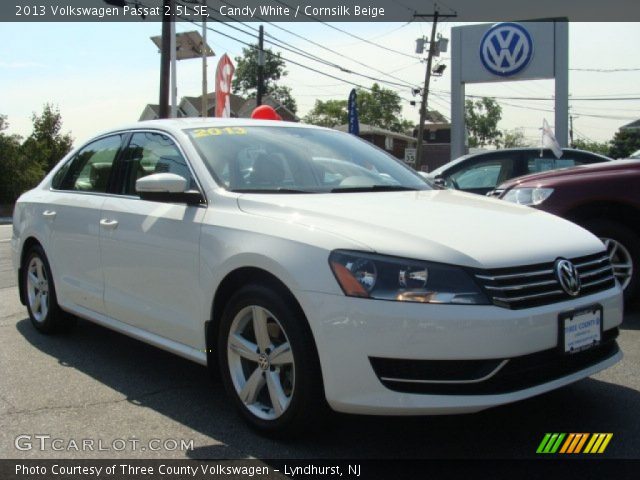 2013 Volkswagen Passat 2.5L SE in Candy White