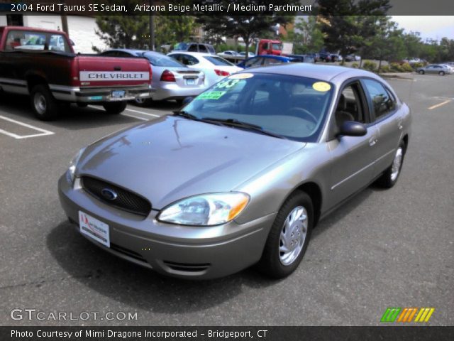 2004 Ford Taurus SE Sedan in Arizona Beige Metallic