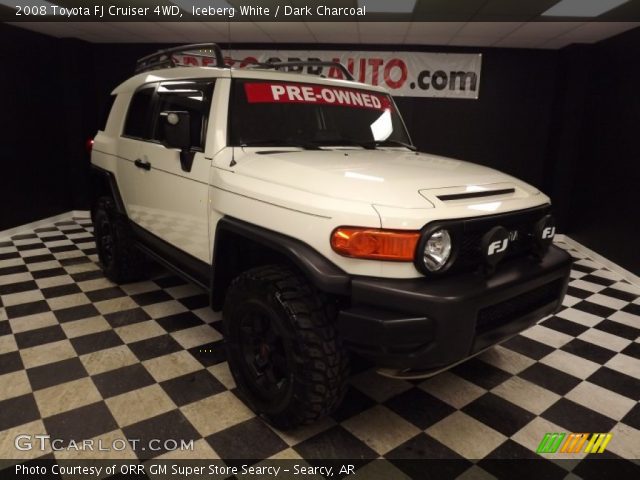 2008 Toyota FJ Cruiser 4WD in Iceberg White