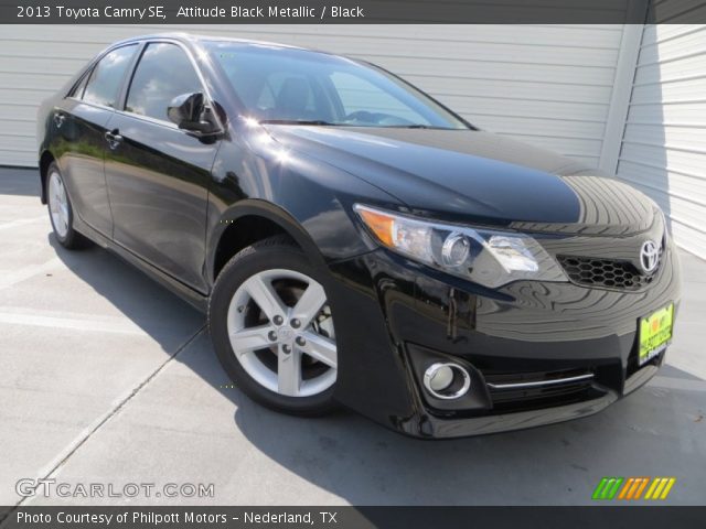 2013 Toyota Camry SE in Attitude Black Metallic