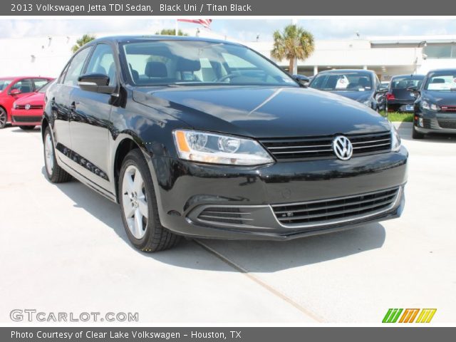 2013 Volkswagen Jetta TDI Sedan in Black Uni