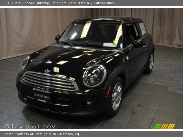 2013 Mini Cooper Hardtop in Midnight Black Metallic