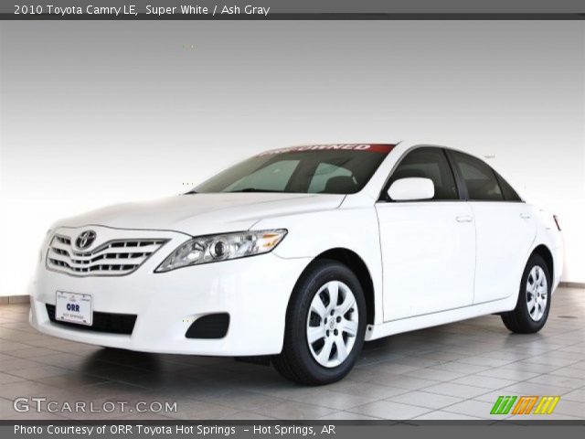 2010 Toyota Camry LE in Super White
