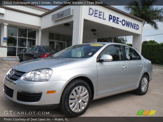 2010 Volkswagen Jetta S Sedan in Reflex Silver Metallic