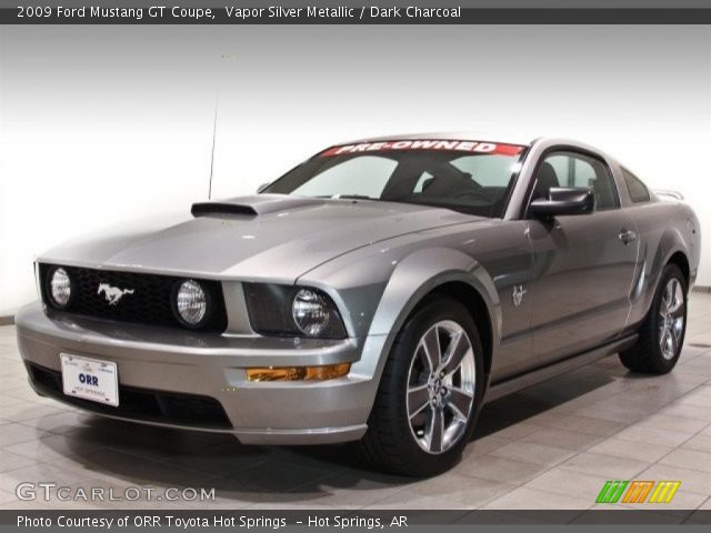 2009 Ford Mustang GT Coupe in Vapor Silver Metallic