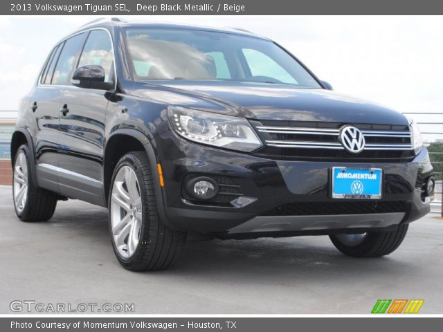 2013 Volkswagen Tiguan SEL in Deep Black Metallic