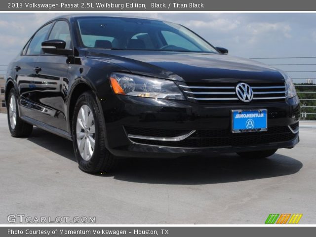 2013 Volkswagen Passat 2.5L Wolfsburg Edition in Black