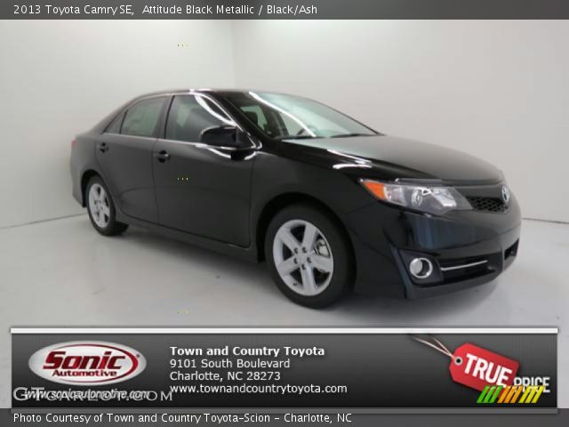 2013 Toyota Camry SE in Attitude Black Metallic