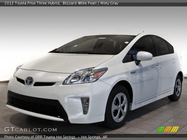 2013 Toyota Prius Three Hybrid in Blizzard White Pearl