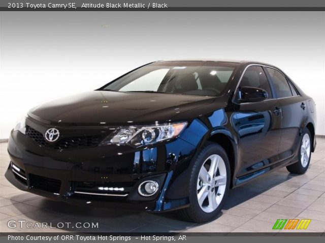 2013 Toyota Camry SE in Attitude Black Metallic