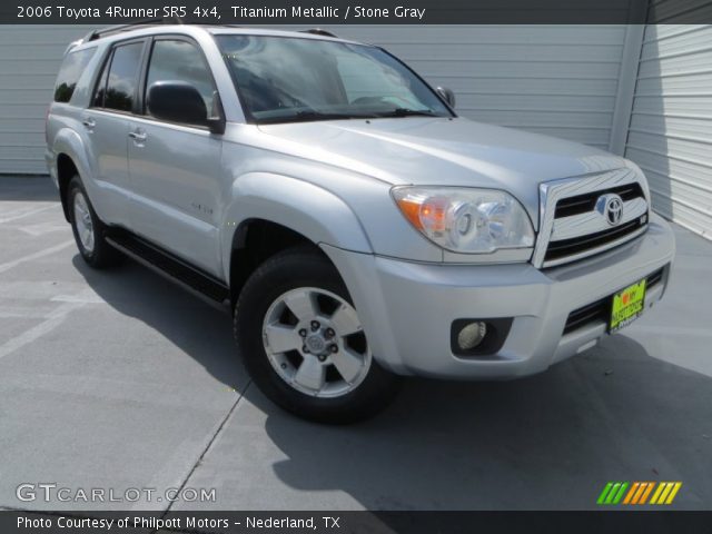 2006 Toyota 4Runner SR5 4x4 in Titanium Metallic