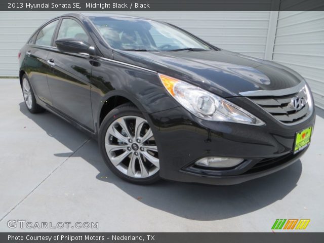 2013 Hyundai Sonata SE in Midnight Black