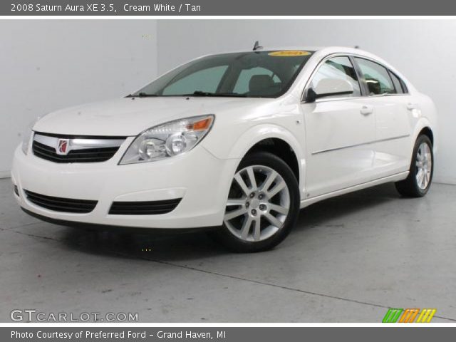 2008 Saturn Aura XE 3.5 in Cream White