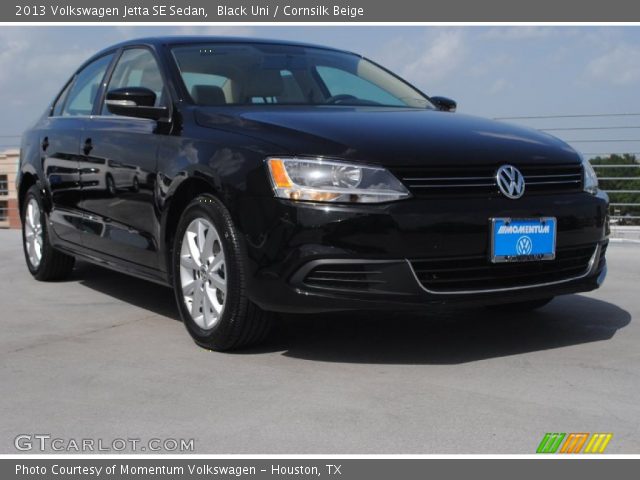 2013 Volkswagen Jetta SE Sedan in Black Uni