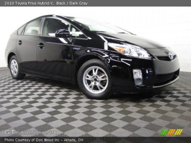 2010 Toyota Prius Hybrid V in Black