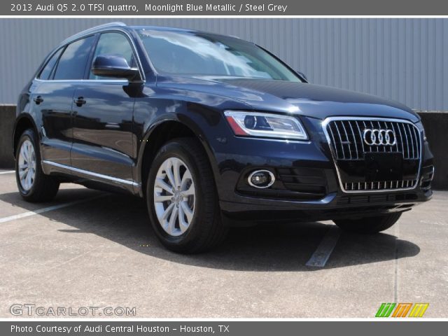 2013 Audi Q5 2.0 TFSI quattro in Moonlight Blue Metallic