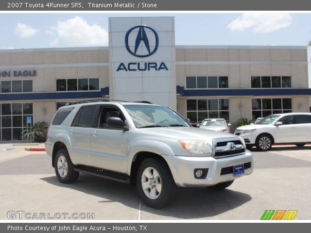2007 Toyota 4Runner SR5 in Titanium Metallic