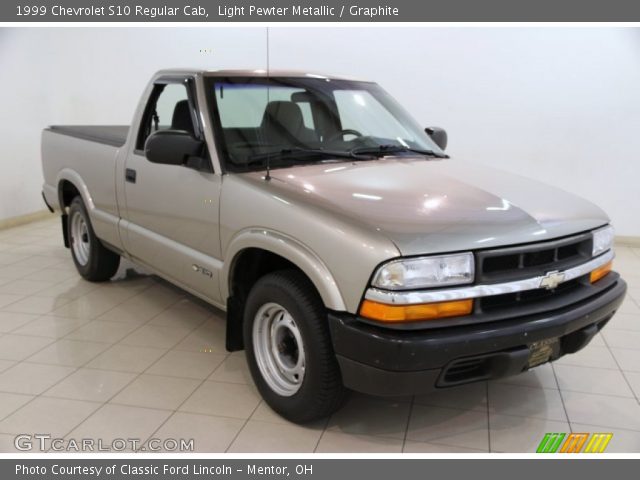 1999 Chevrolet S10 Regular Cab in Light Pewter Metallic