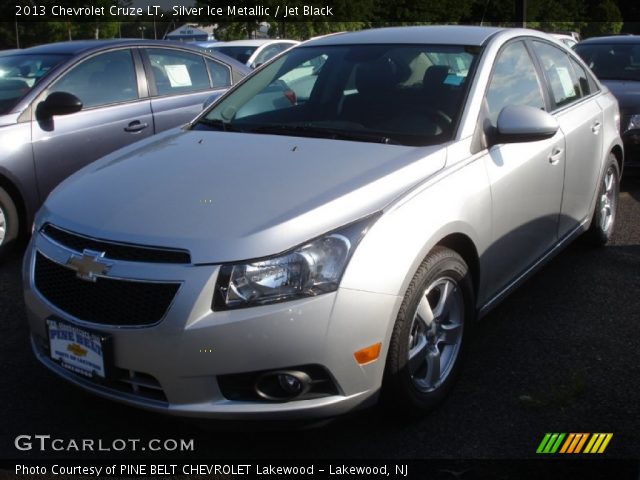 2013 Chevrolet Cruze LT in Silver Ice Metallic