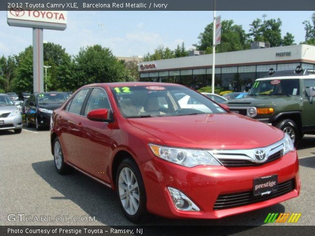 2012 Toyota Camry XLE in Barcelona Red Metallic