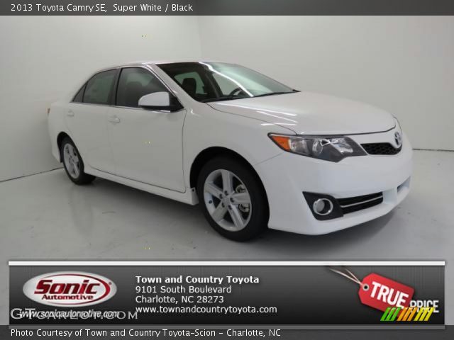 2013 Toyota Camry SE in Super White