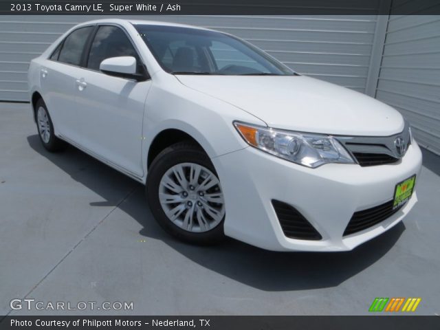 2013 Toyota Camry LE in Super White