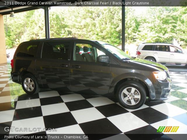 2011 Dodge Grand Caravan Mainstreet in Dark Charcoal Pearl
