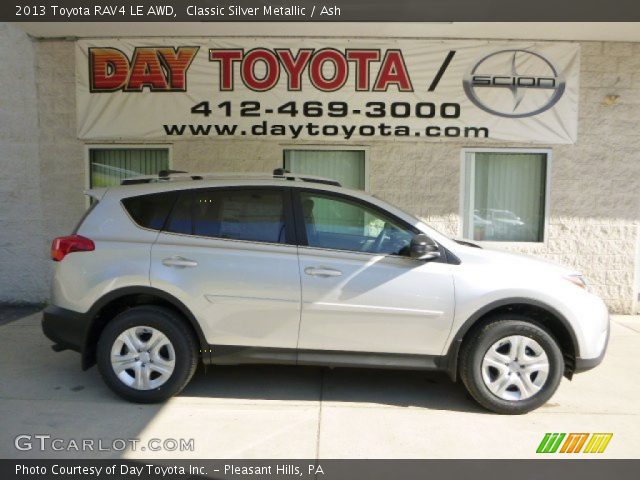 2013 Toyota RAV4 LE AWD in Classic Silver Metallic