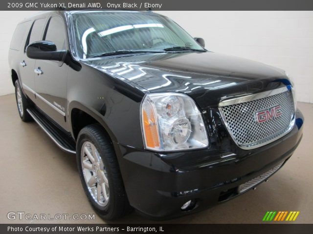 2009 GMC Yukon XL Denali AWD in Onyx Black