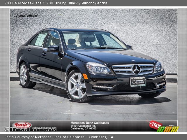 2011 Mercedes-Benz C 300 Luxury in Black