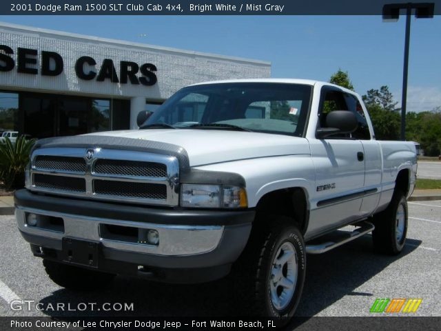 2001 Dodge Ram 1500 SLT Club Cab 4x4 in Bright White