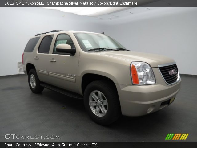 2013 GMC Yukon SLE in Champagne Silver Metallic